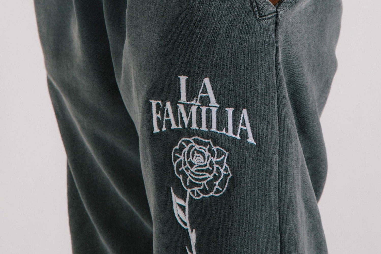 THE LONG ROSE COLLECTION - La Familia Forever