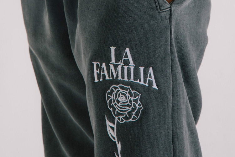 THE LONG ROSE COLLECTION - La Familia Forever