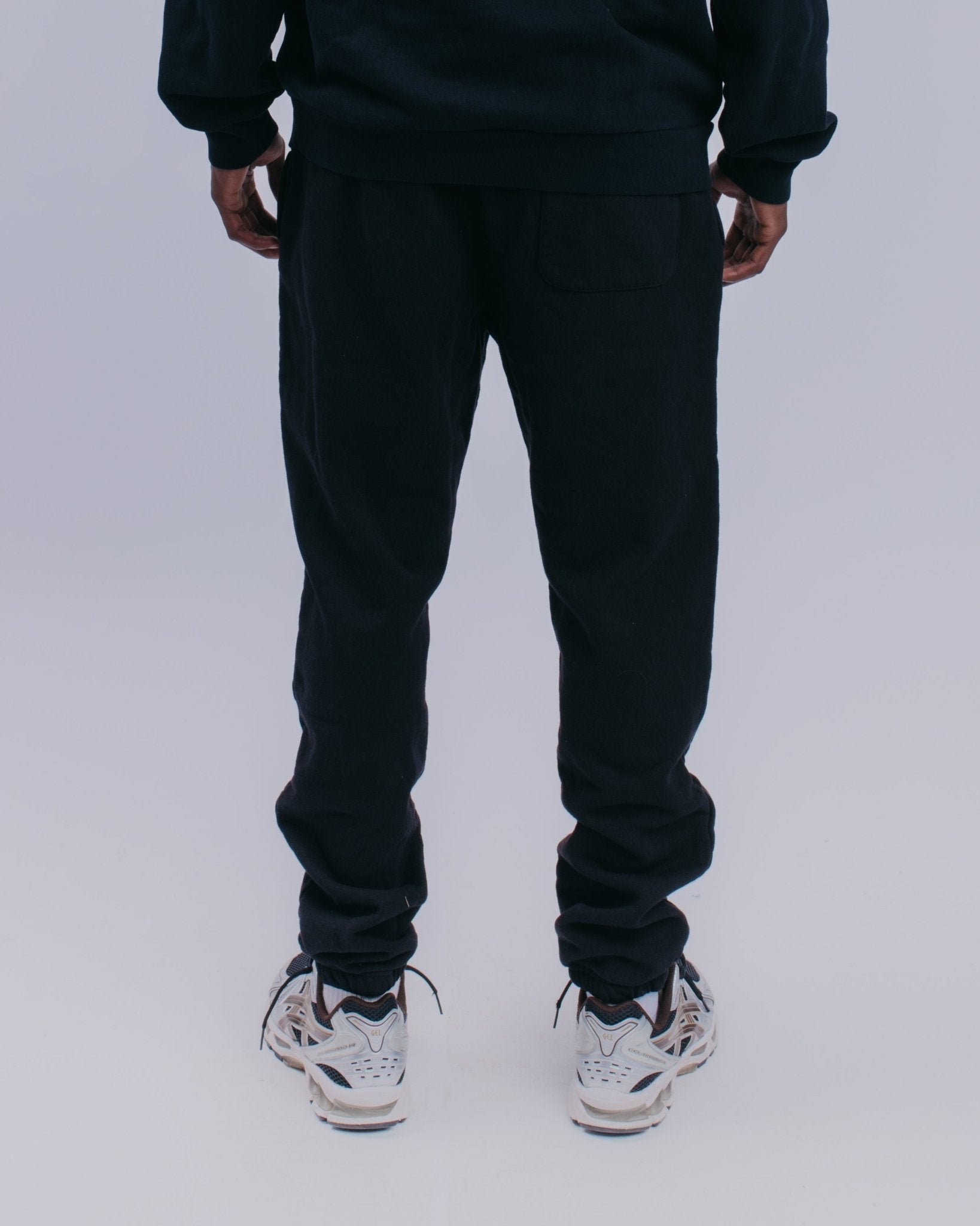 BORN SINNER HD SWEATPANT - La Familia Forever