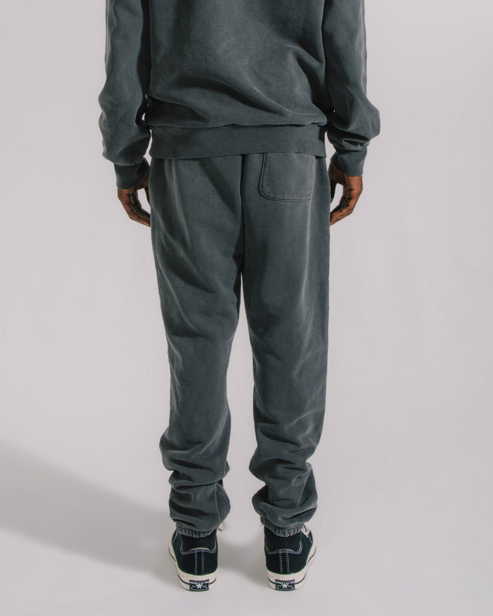 NECESSARY PREMIUM HEAVYWEIGHT SWEATPANT - La Familia Forever